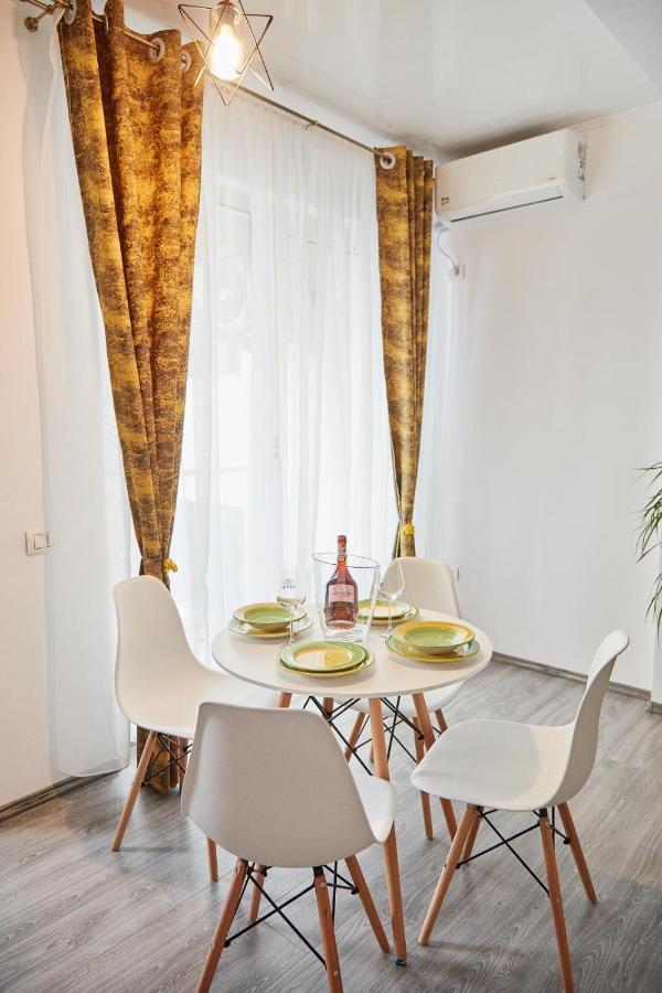 Lemon bite studio Ștefan Building Năvodari Esterno foto