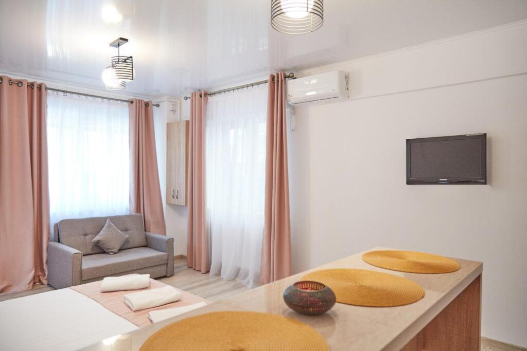 Lemon bite studio Ștefan Building Năvodari Esterno foto